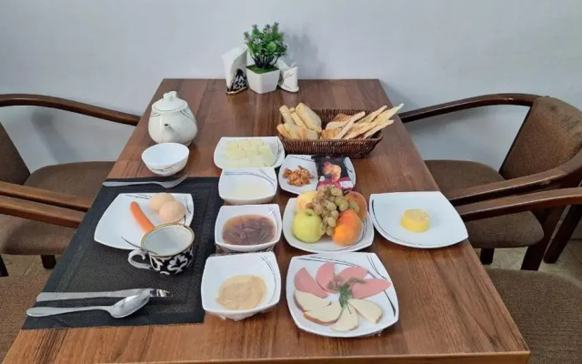 Sarbon Hotel