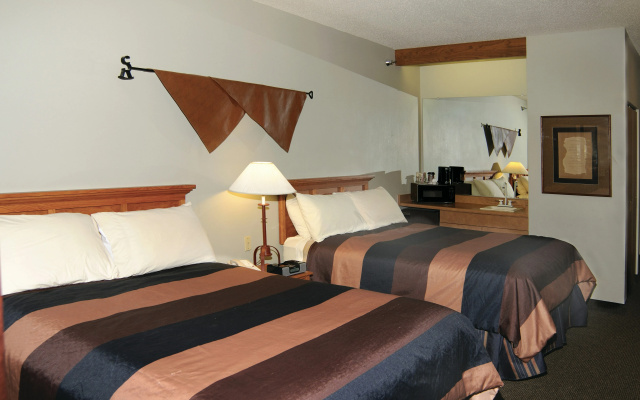 Cedar Shore Resort