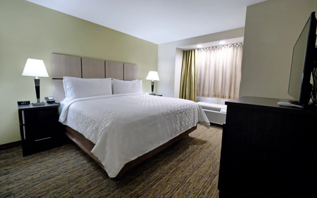 Days Inn and Suites Plano Medical Center Dallas