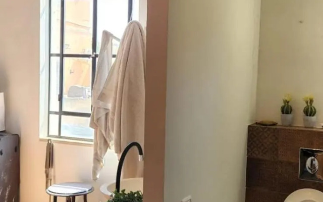 Luxe Jaffa 2 Bedroom Apartment by Sea N' Rent