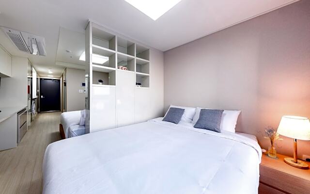 Seogwipo Shinshin Hotel