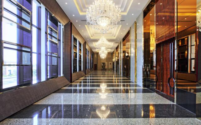 Crowne Plaza Shanghai Jinshan Hotel
