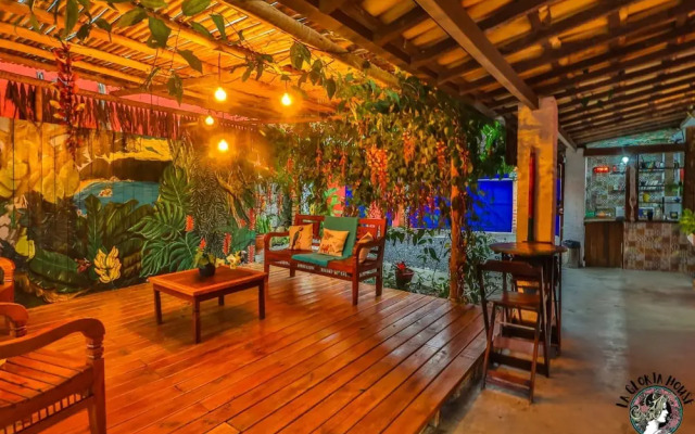 La Gloria House