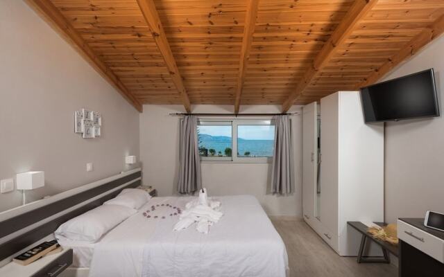 Oliva Beach Studios & Apartments