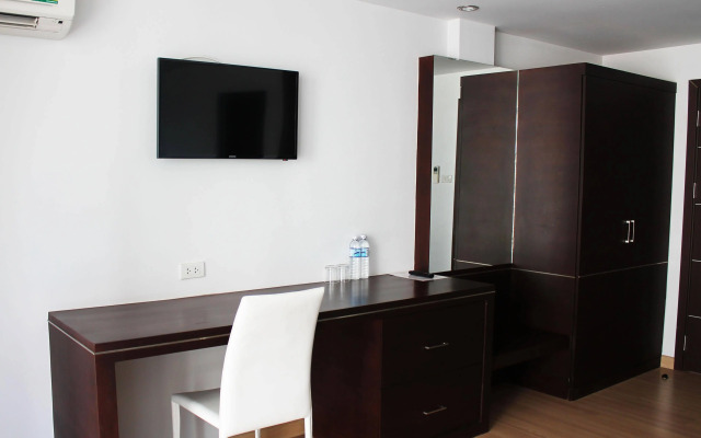 Villa Navin Beach Residence