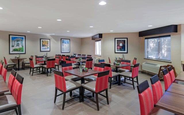 Comfort Inn University