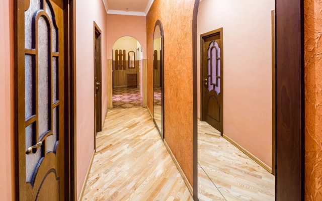 Three separate bedrooms on Square Rynok