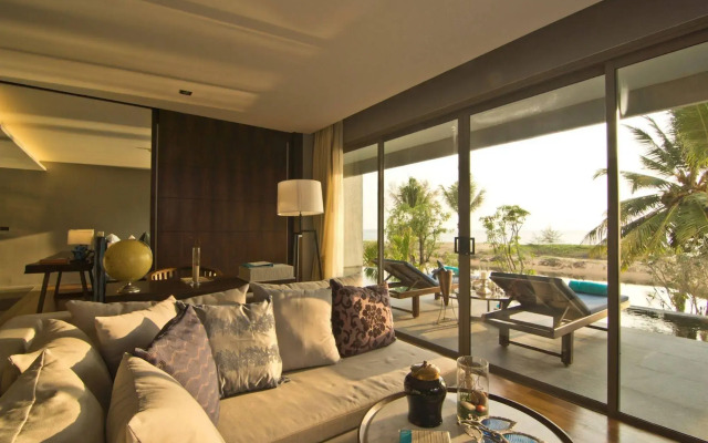 Le Coral Beach Resort and Cafe