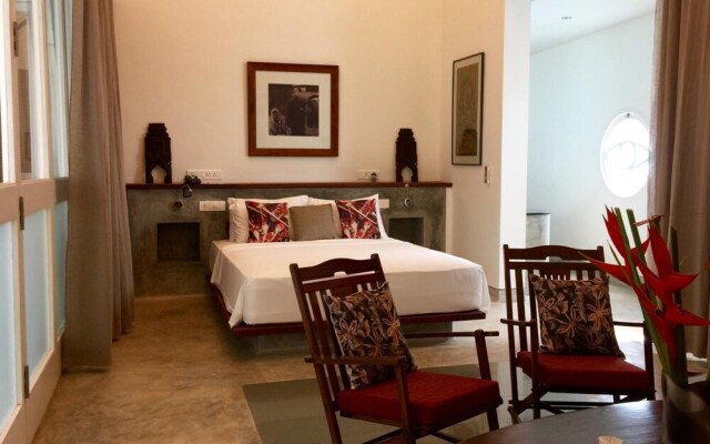 Trinity At Fort Cochin