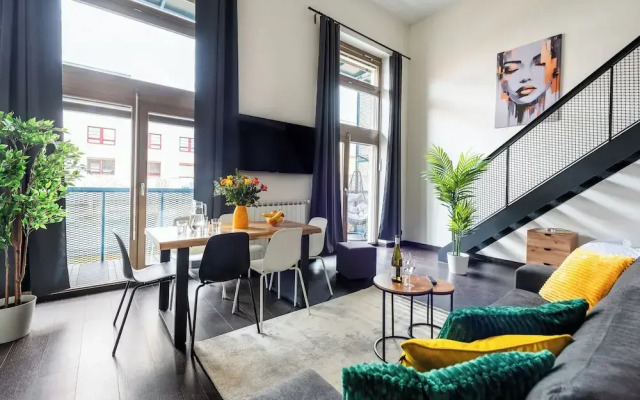Apartments with balcony near center