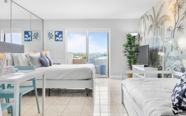 Vista Mar Bay Views Close to Miami Attractions