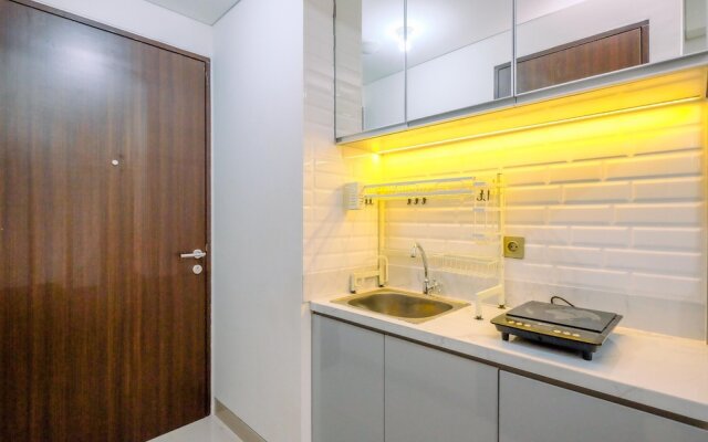 Modern Living And Nice Studio At Transpark Cibubur Apartment