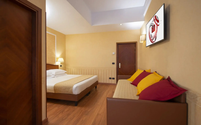 Lancaster Hotel