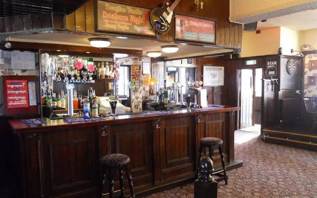Cross Arms Hotel