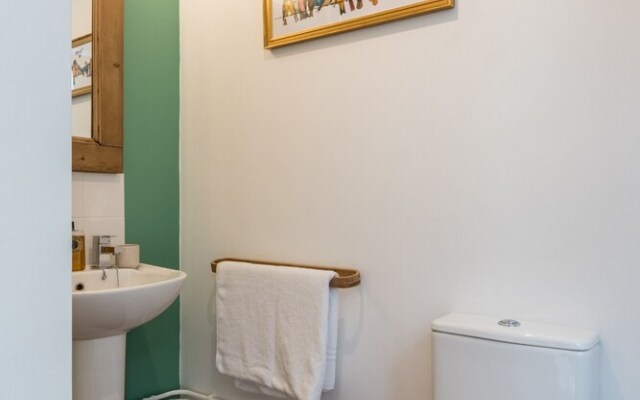 1 Bedroom Apartment Near Central Brighton