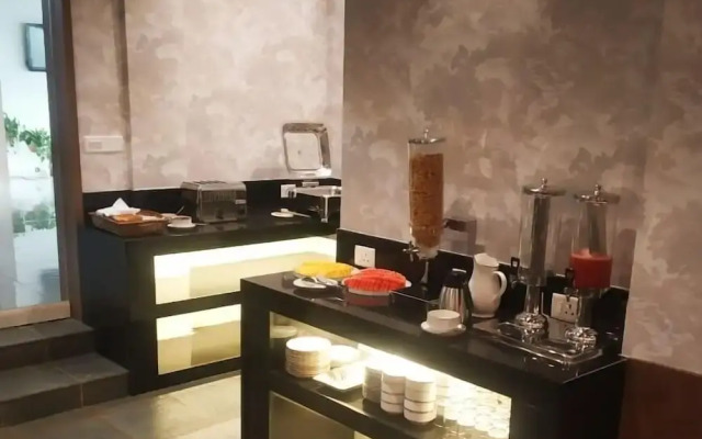 Time Square Boutique Hotel