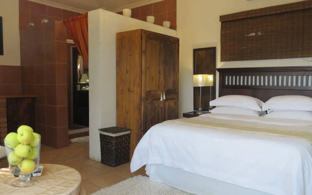 Dinkwe Lodge & Guest House