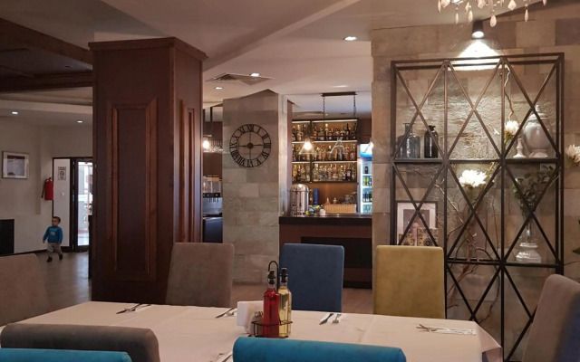 Belvedere Holiday Club