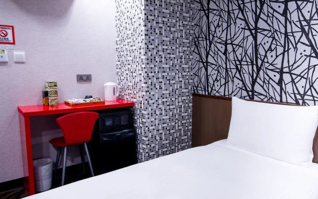 Diary Of Taipei Hotel - Ximen Station