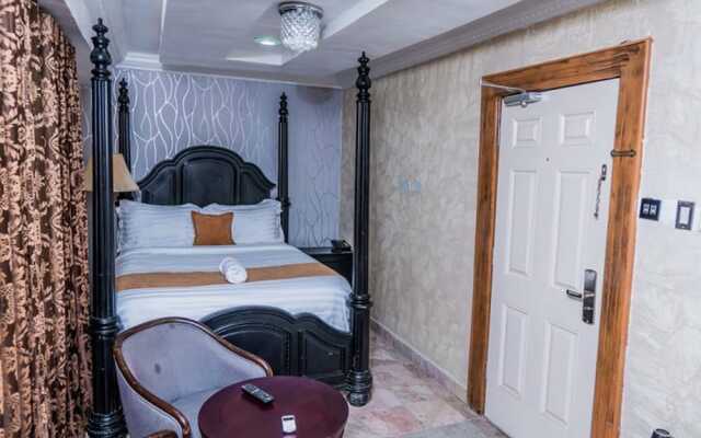 Gallani Suites Hotel
