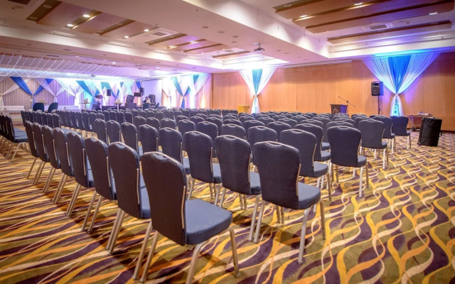 Best Western Premier Sail Plaza Manta