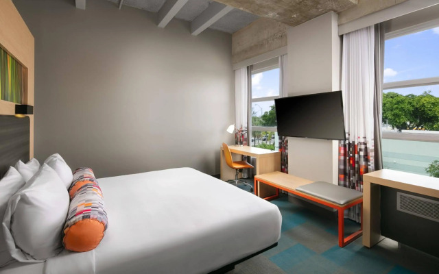 Aloft Miami Airport
