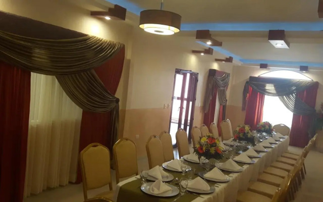 Veranda Hotel