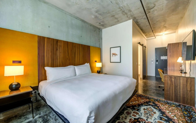 NYLO Las Colinas Hotel, Tapestry Collection by Hilton