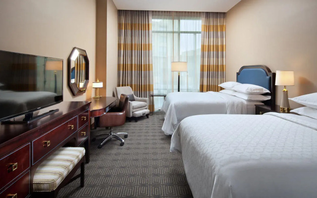 Sheraton McKinney Hotel