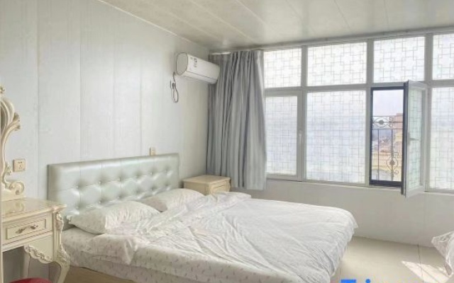 Weihai Changjiang Hotel