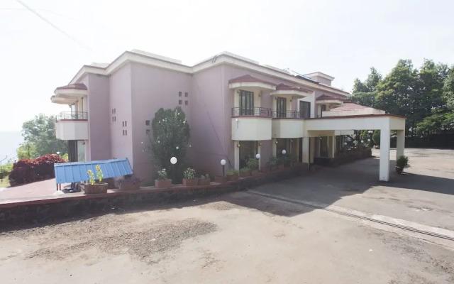 OYO 9807 near Panchgani Market