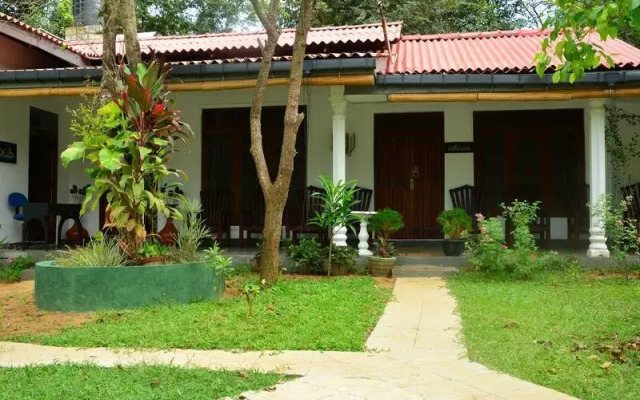 Bangalawa Guest House