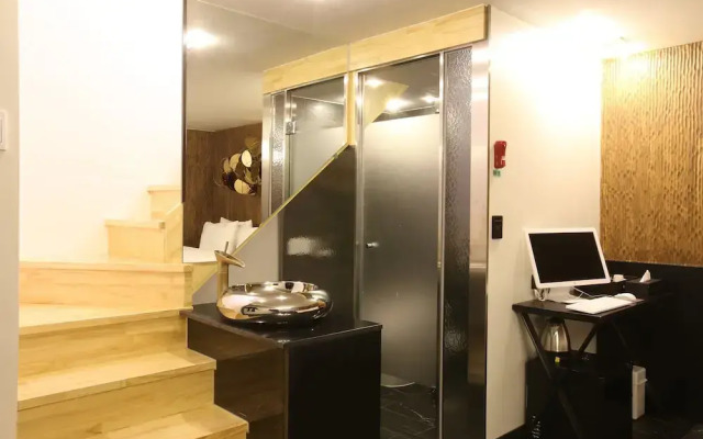 Hotel Cello Guri