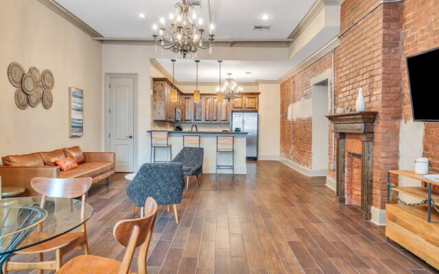 Spacious Sazerac Sanctuary