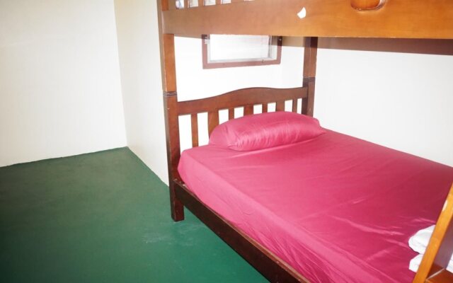 Easy Hostel