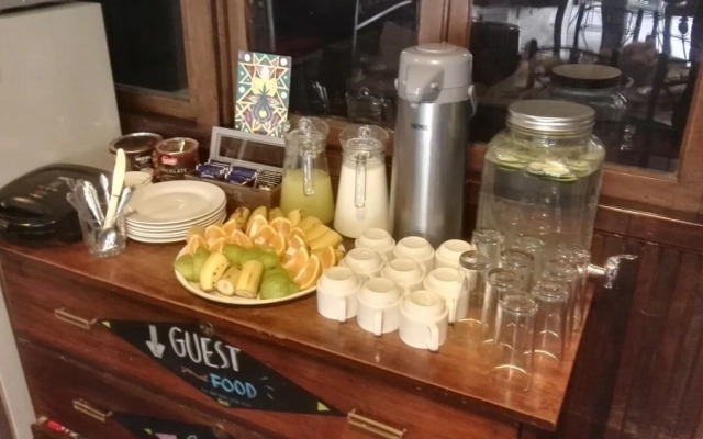 Escarabajo Hostel - Adults only