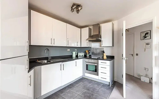 Chic & Modern Dalston Apartment