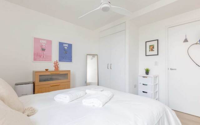 Funky 1BD High-rise Flat W/city Views, Angel!