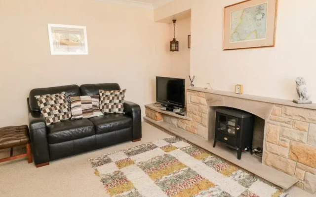 Lyndhurst Cottage