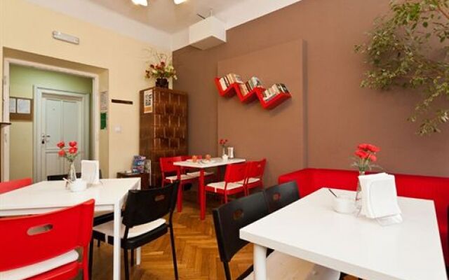 Enigma Hotel Apartments
