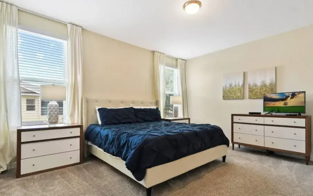Storey Lake 6BR Cozy Home Private Pool Near Disney