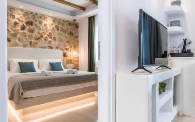 Naxos Grand Hotel