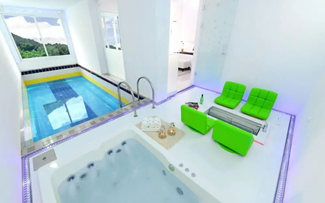 Semi Resort Noblesse