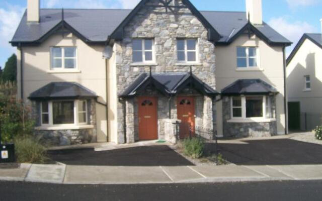 Foley's Guesthouse & Self Catering Holiday Homes