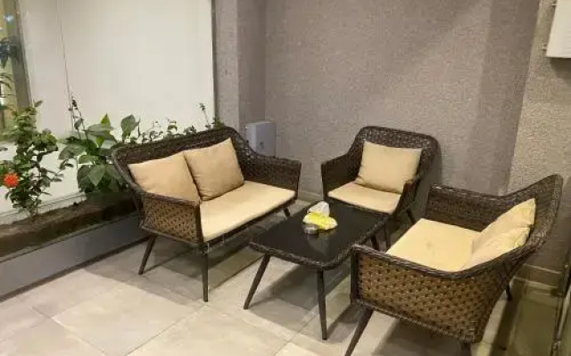 180 Degrees Hotel Almalqa