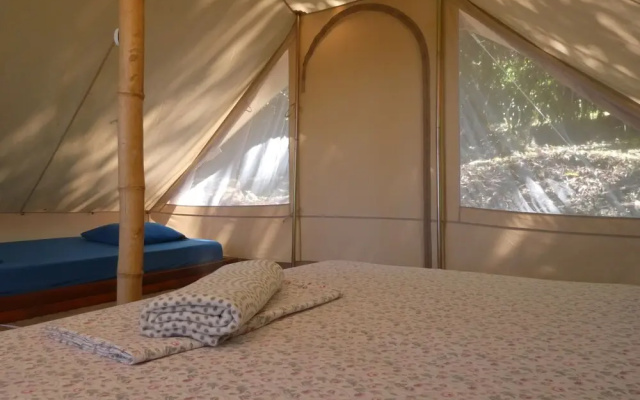 Hostel & Camping Alouatta