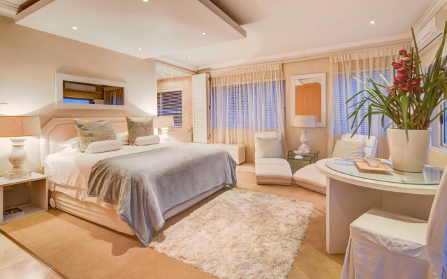 Atlantique Villa Camps Bay 4-Bedroom Luxury Villa