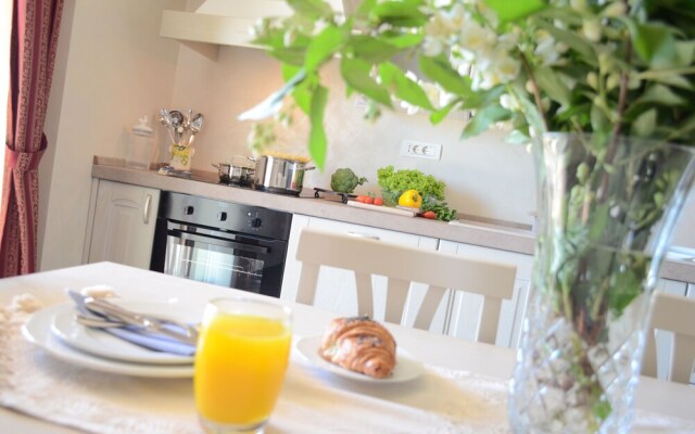 Vila Ovidiu - Luxury Homes