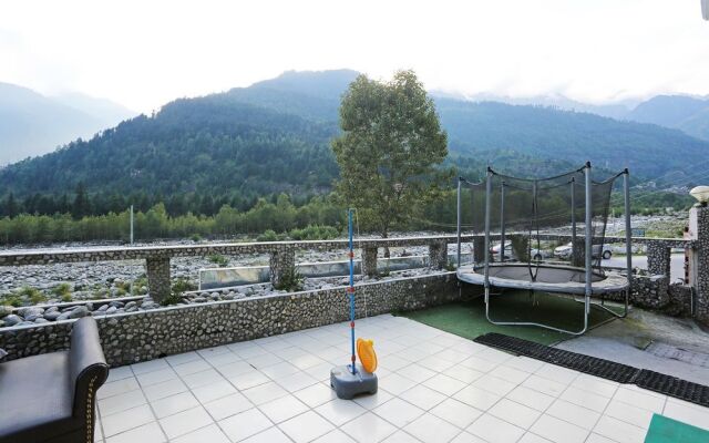 OYO 9392 Villa Riverine