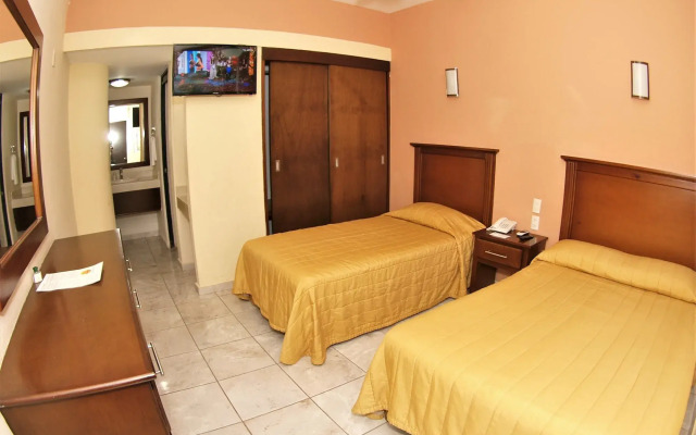 Hotel Las Jacarandas